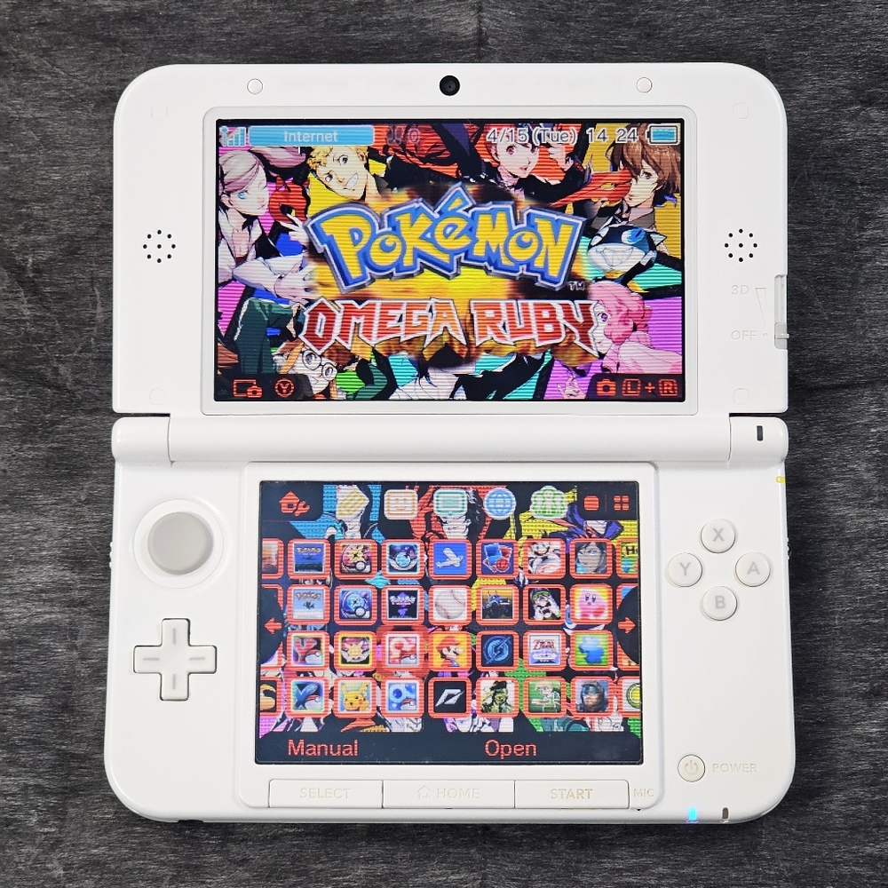 Nintendo 3DS XL White Model | Plug & Play | 128 GB | Accessories & Content